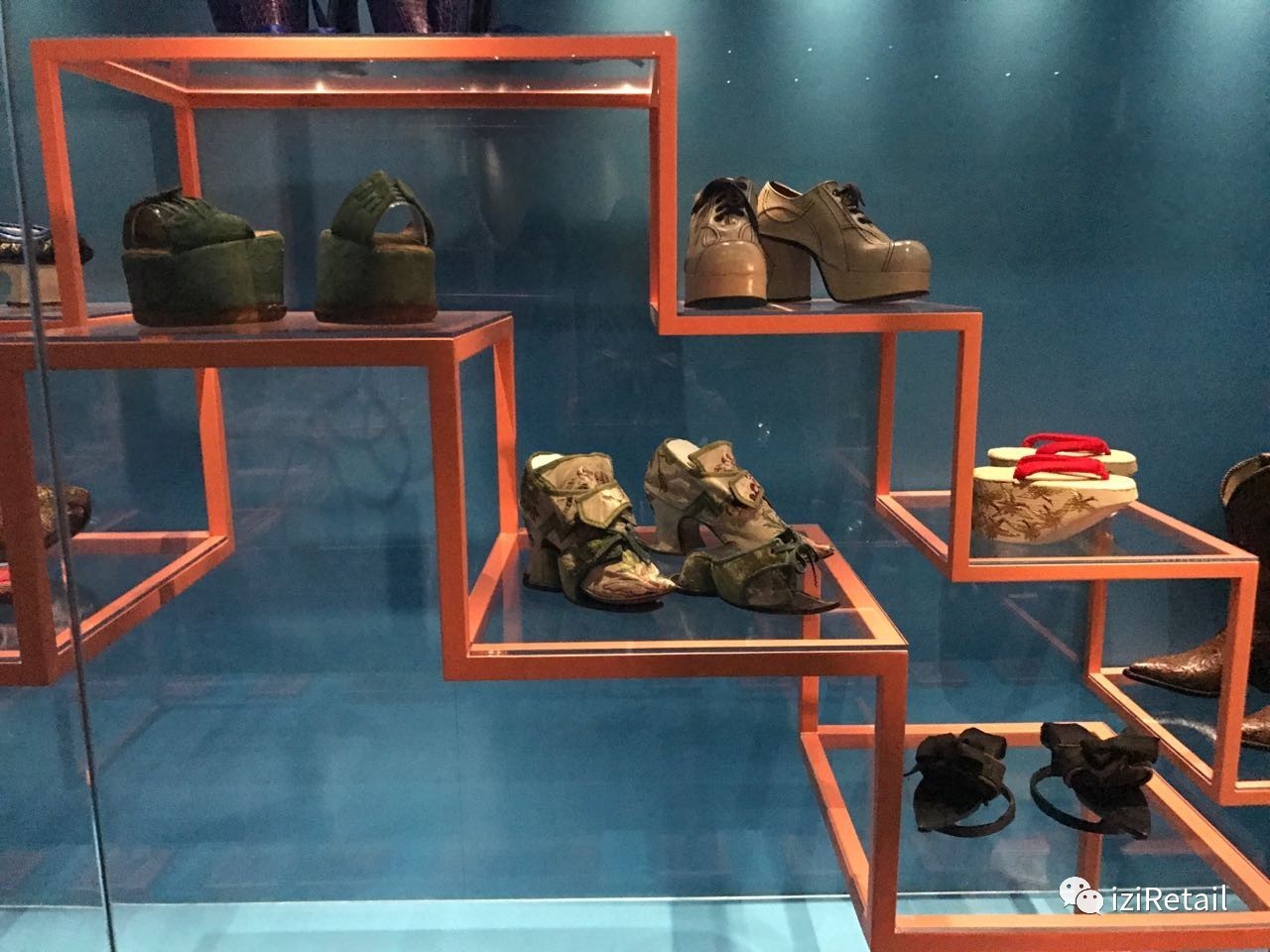 jimmychoo设计效果图,jimmychoo参与设计