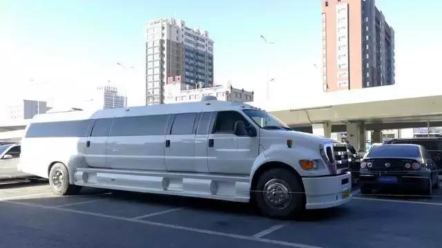 福特这车值吗,福特头等舱商务车