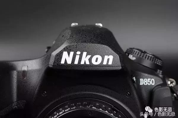 尼康d810和d850电池盒通用吗,尼康d810和尼康d850的画质对比