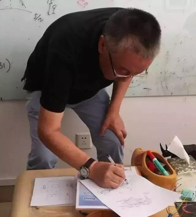 中国天眼fast天眼,放弃300倍高薪回国的人