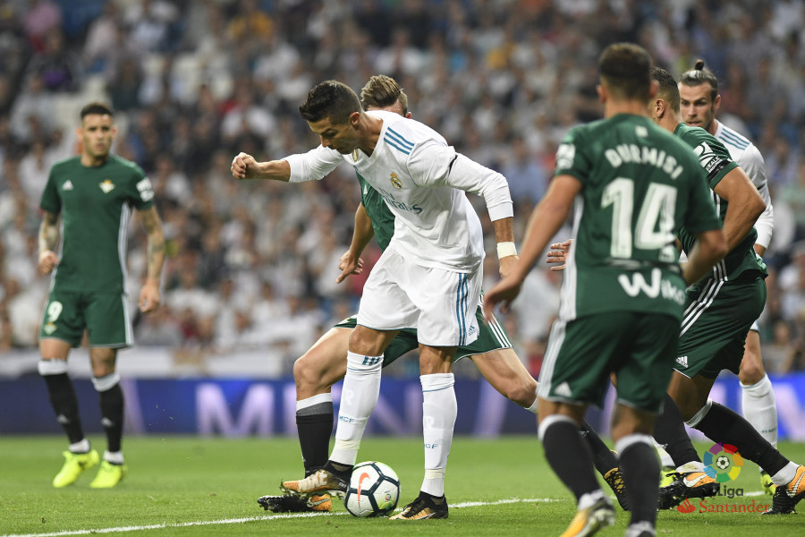 c罗送女友钻戒,c罗婚戒