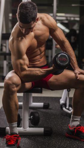 肱二到小臂内侧的肌肉怎么练习,手臂怎么练不代偿