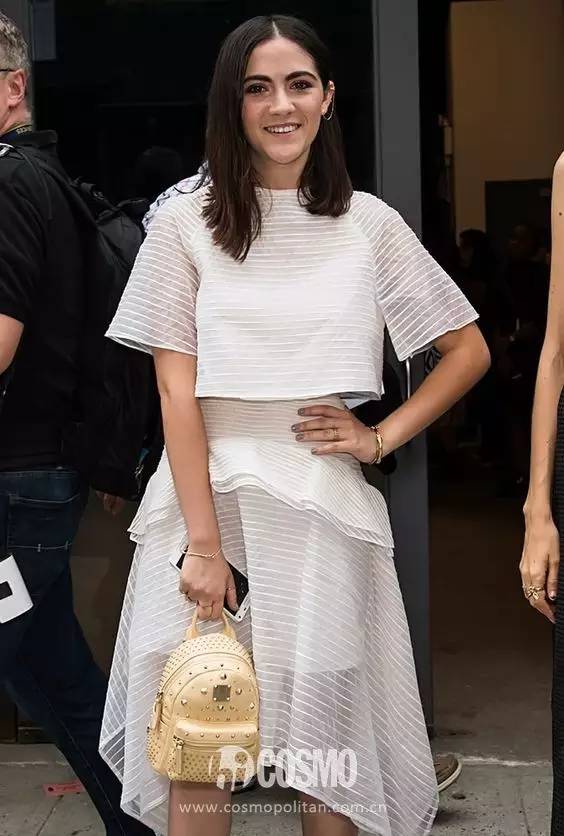 花里胡哨双肩包推荐,耐看双肩包穿搭