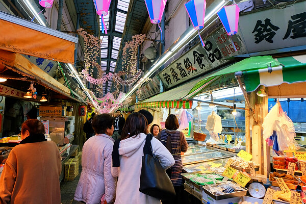 繁华的东京有多可归,繁华的东京不夜的城