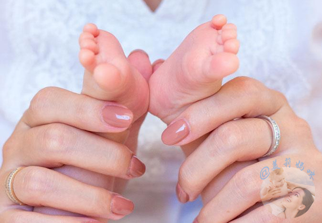 宝宝灰指甲怎么办？美莉妈咪来教你天然抗菌