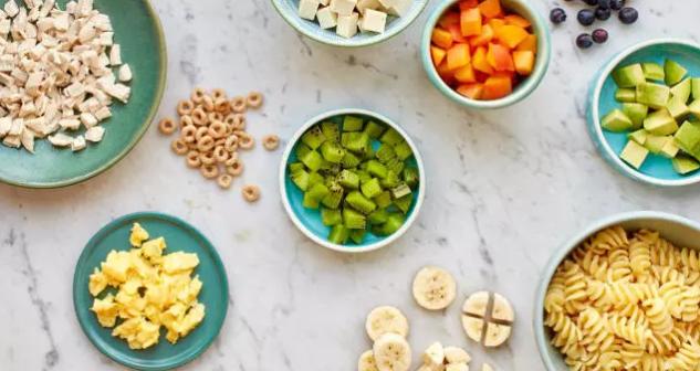 宝宝特别恋妈妈怎么办,恋奶宝宝抗拒辅食