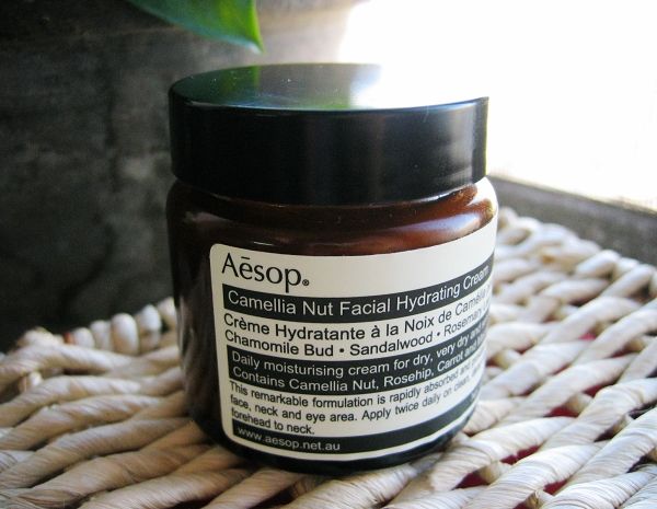 兰蔻和雅诗兰黛面霜哪款适合干皮,秋冬好用的滋润面霜推荐一下