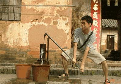 童年记忆中,那些慢慢消失的压水机……用过的举手