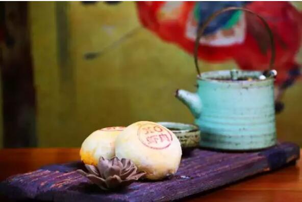 中秋观察:你的月饼节,是我的名利场|加华观点