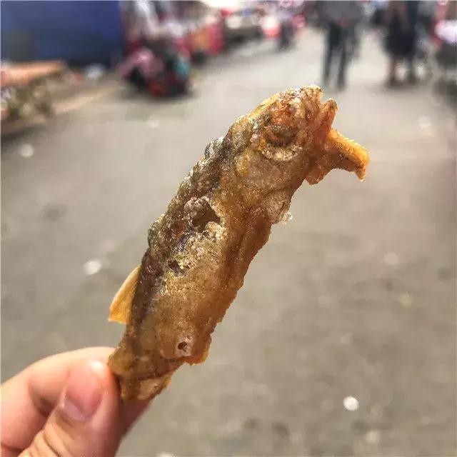 当你觉得活不下去的时候，就去菜市场吧