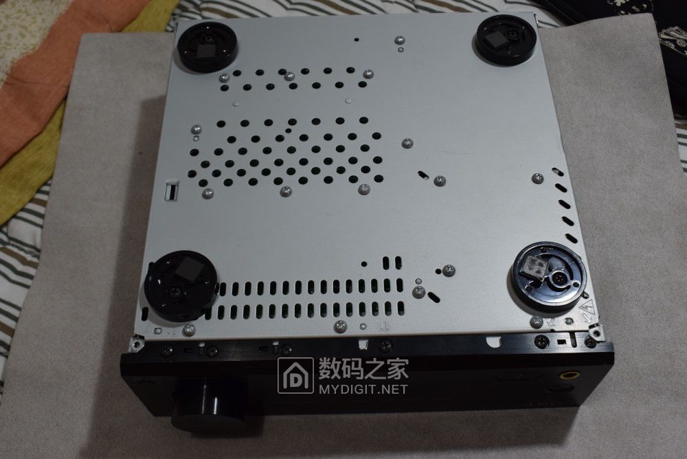 索尼uda1听感评测,索尼vf1功放拆解