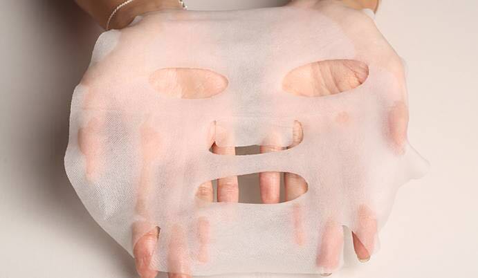 想让男神越来越爱你，范冰冰、谢娜告诉你50块的面膜敷出水嫩肌肤