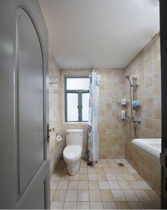 浴帘上的霉点,卫生间浴帘上的霉点怎么处理