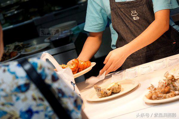 马云未来电商和实体店哪个是赢家,马云对于实体店和电商的看法