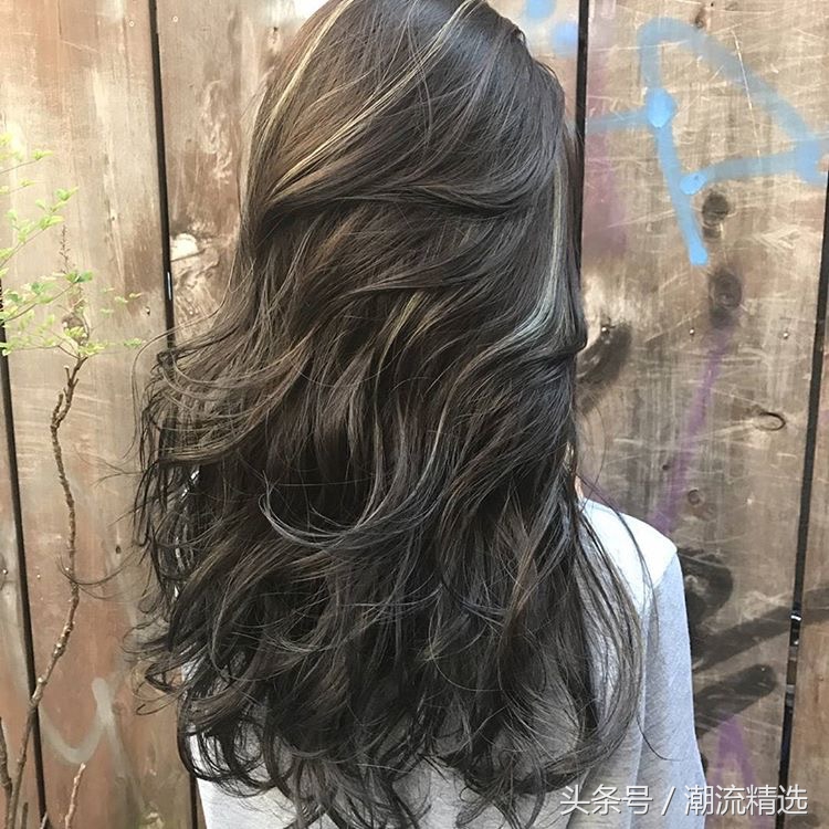 灰色调色教程美发,深铅笔灰色头发配方