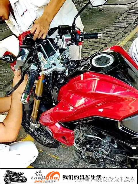 豪爵出新款了,豪爵摩托车最新款300