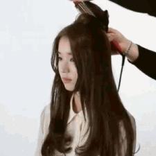 如何卷出自然卷发中长发,卷发好看时尚洋气