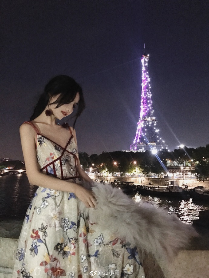 到底有多少网红去了上海时装周,参加过巴黎时装周的网红