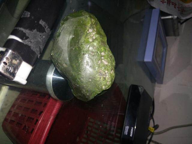 捡到陨石可以自己买卖吗,买卖稀有陨石缴纳税费吗