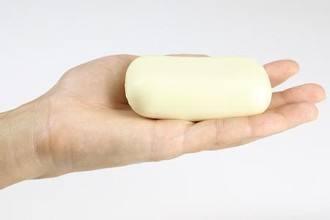 老司机开车喜欢带块肥皂在车上，知道真相的菜鸟也默默地带了一块