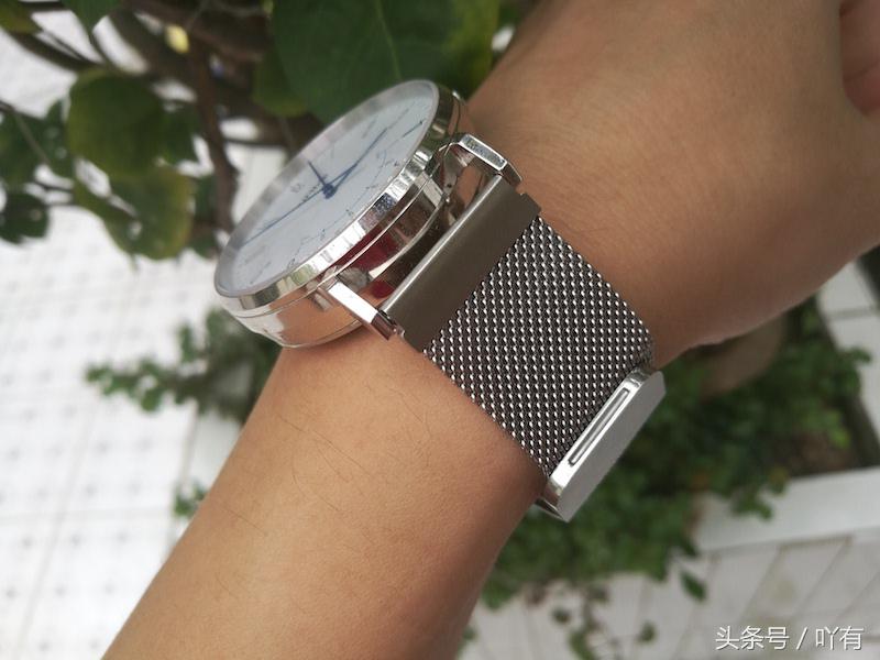 蓝宝石镜面智能手表,200元左右续航高的智能手表