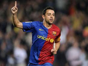 绿茵场最精准的手术刀之一！哈维的足球用智商就能碾压对手