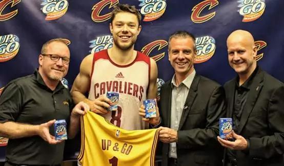 阿迪达斯再遭拦截，小罗、锦织圭也有新代言