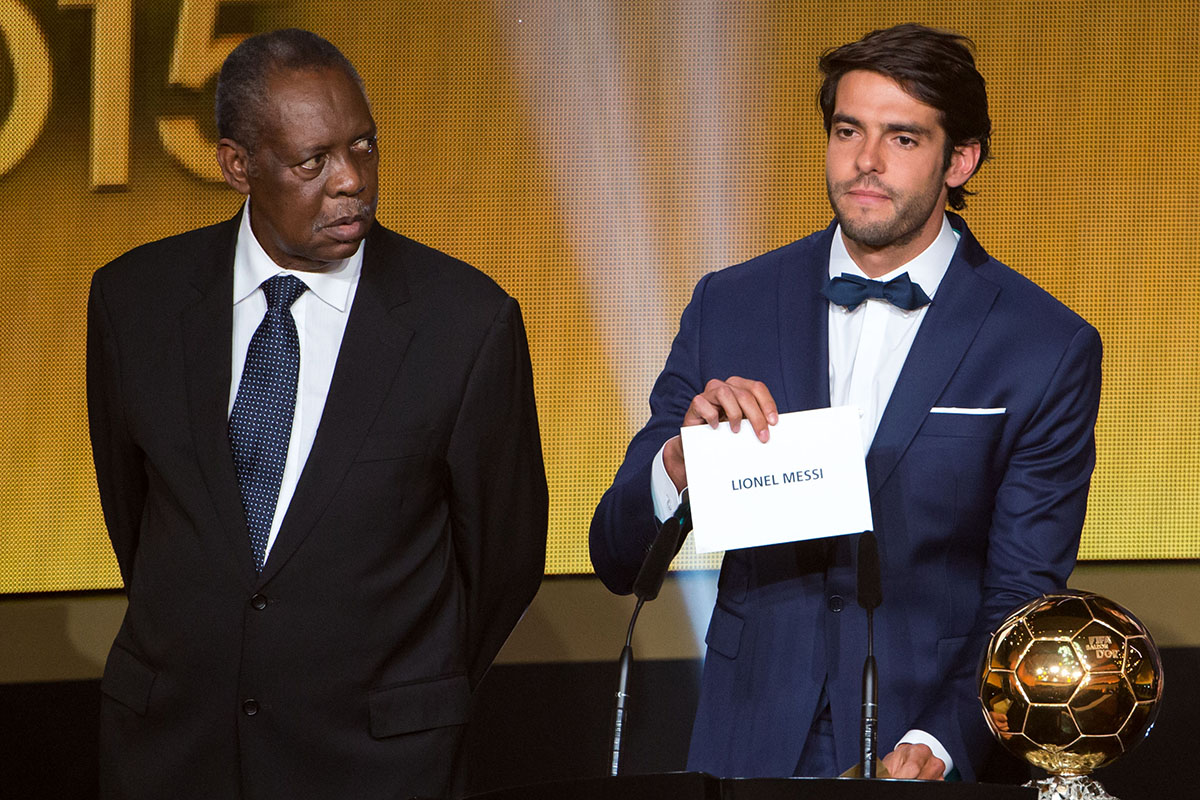 梅西封球王了吗,梅西获得第七座金球图片