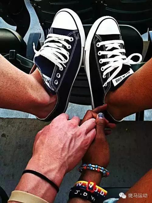 夏季情侣运动鞋透气网面,情侣运动鞋透气防臭