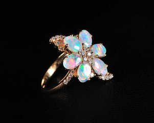 宝石猎人欧泊石,欧泊宝石的价格