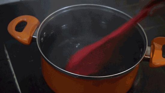 一刀切下去，鸡蛋流黄的感觉，好像中了500万！