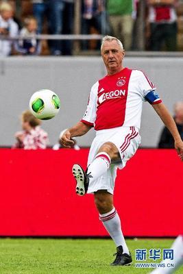 出身穷苦的足球巨星,出身贫苦的足球球星