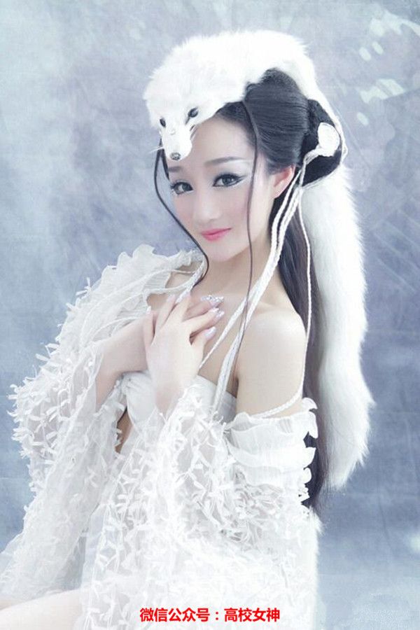 南京市十大女神，秀色可餐，章泽天能否当上市花？