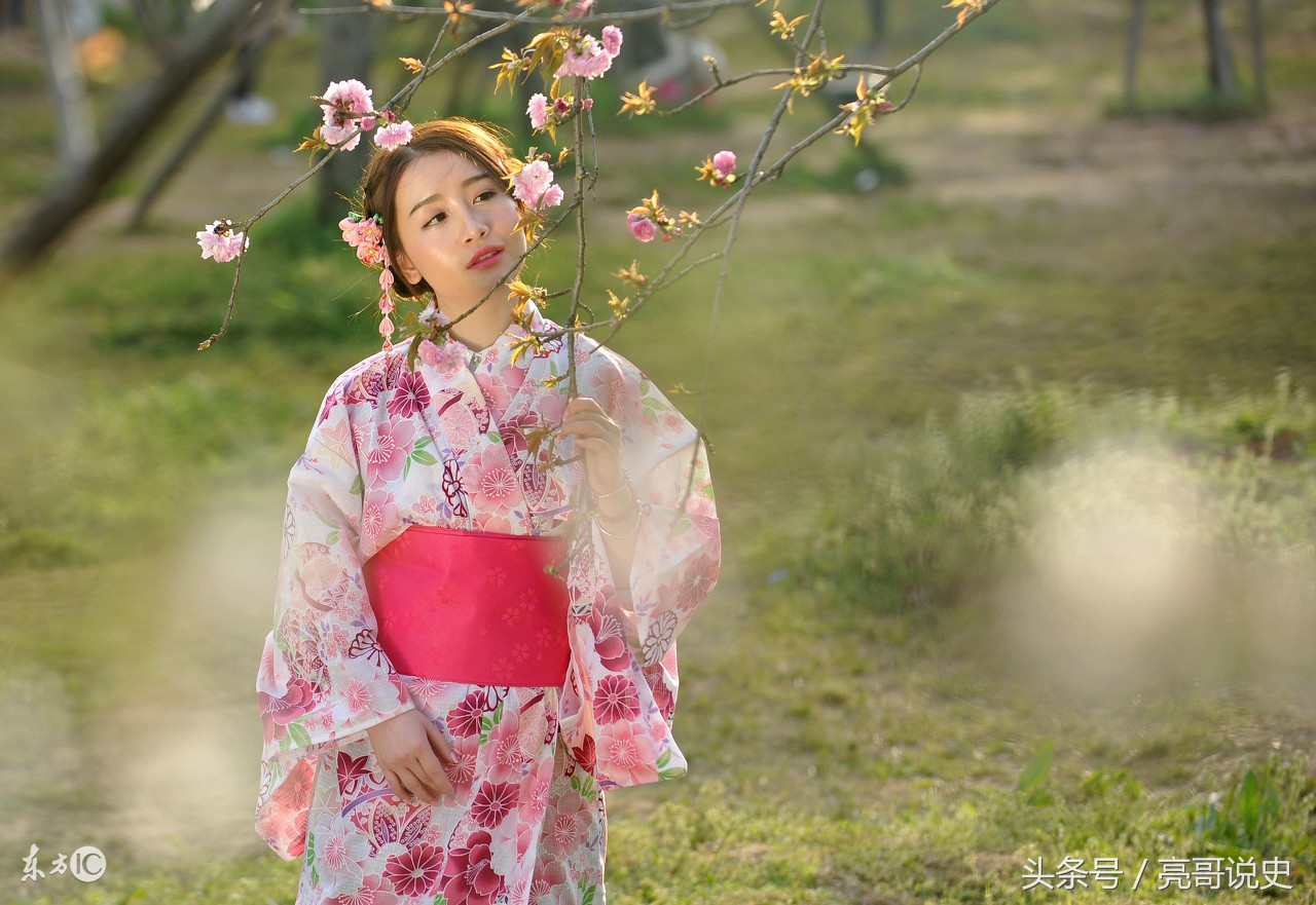 日本女生为什么冬天光着腿,日本妹子为什么冬天还光着腿