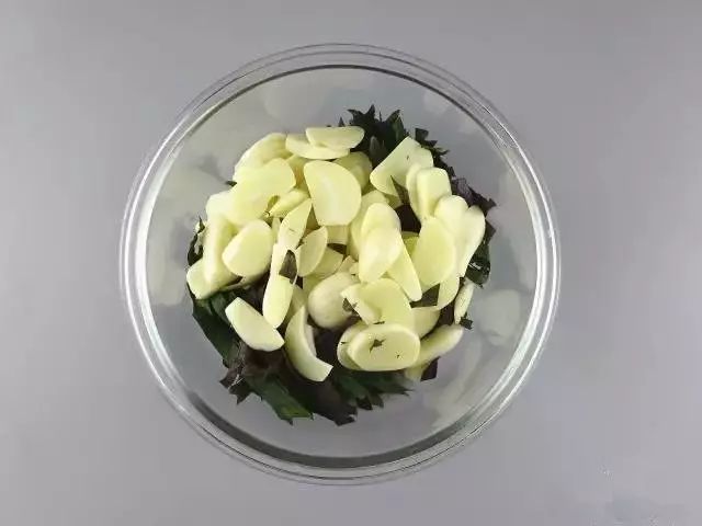 为什么饭店的酱油这么好吃,为什么饭店酱油不会很咸