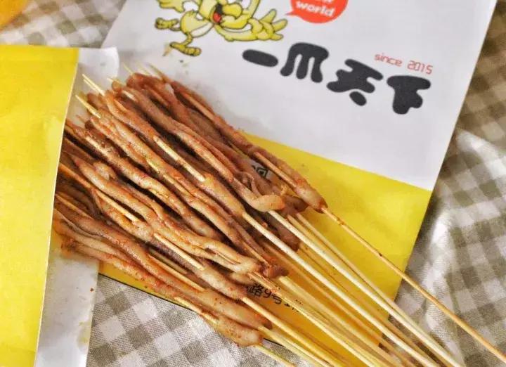 这家“鸡店”让小姑娘都梦魂萦绕,大放豪言要做南宁“爪爪”NO.1