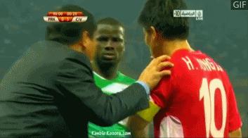 瓒崇悆鍦轰笂绐冨惉椋庝簯,瓒崇悆绐冨惉椋庝簯