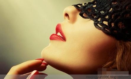 Papi酱贩卖初次，罗休休开挂截胡