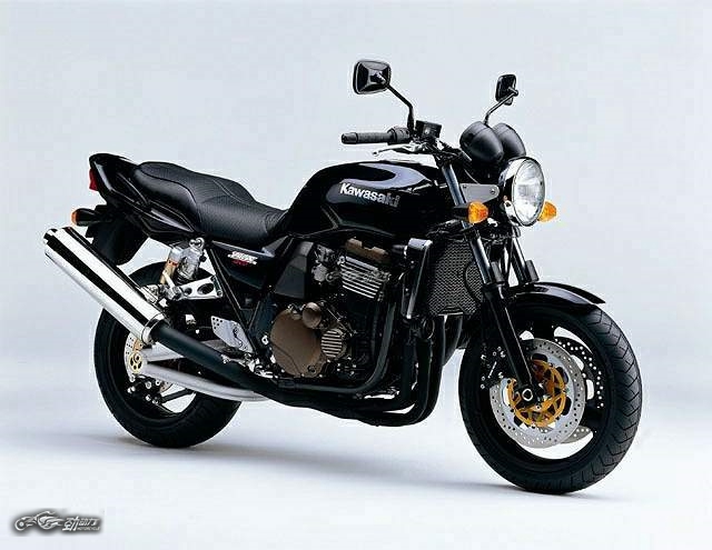 川崎zrx250四缸车复活,带你见识世界神车