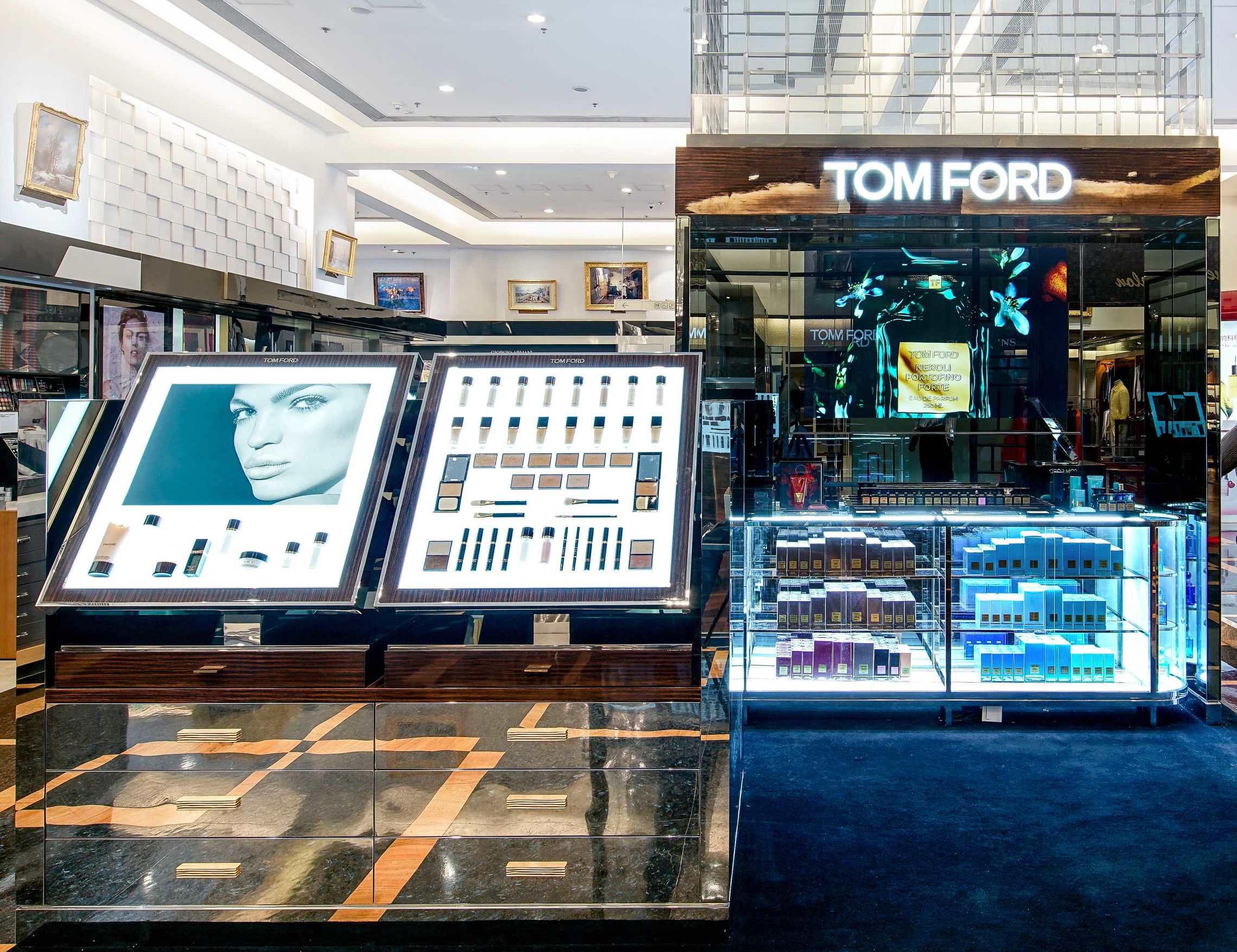 澳门八佰伴tomford,tomfordbeauty衣服