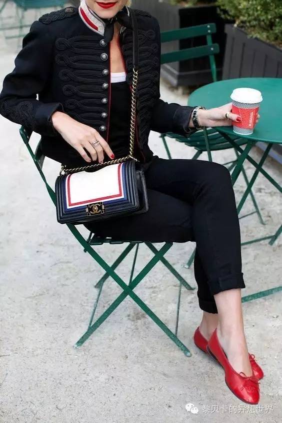 换上舒适的鞋子旅行,换上平底鞋