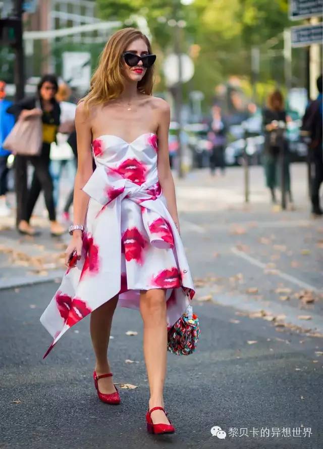 换上舒适的鞋子旅行,换上平底鞋