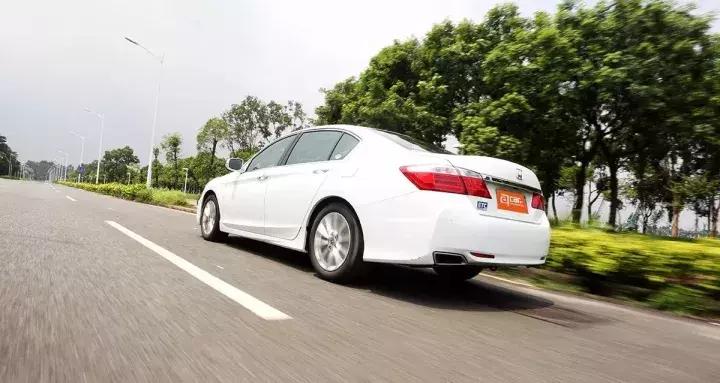 米其林竞驰4suv轮胎价格,米其林轮胎浩悦4对比竞驰4