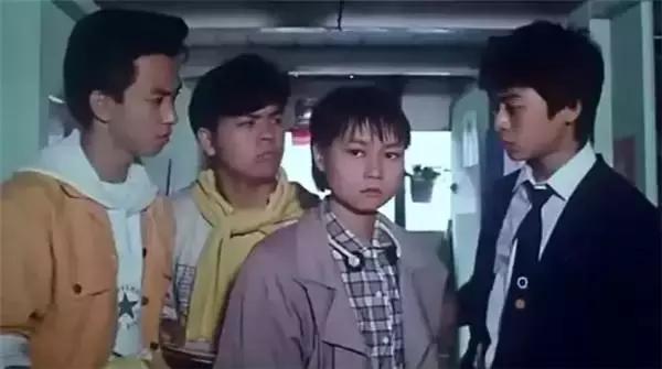 周润发经典电影片段小偷,周润发张国荣小偷电影