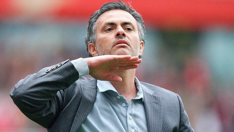 穆里尼奥的经历,穆里尼奥耻辱之战