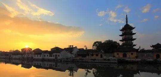 江苏经济排名后20的县,江苏各个县级经济排名前十