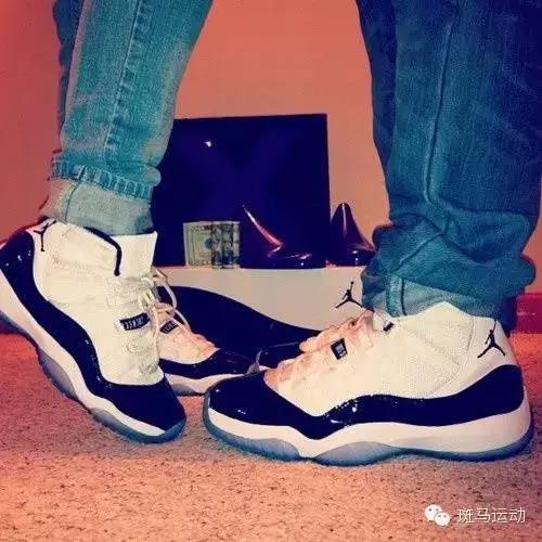 情侣透气防臭运动鞋,舒服又好看的秋季运动鞋