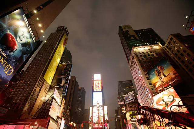 纽约时代广场都有哪些公司,中国企业在纽约时代广场有几家