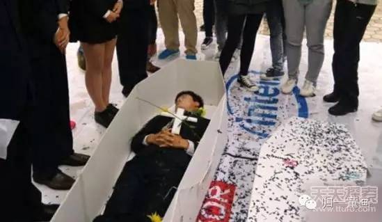 那些人类的奇葩行为,那些奇葩的行为