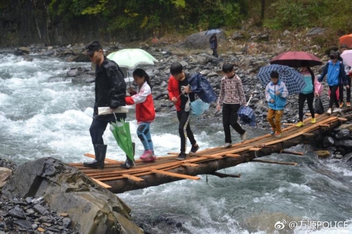 警娃托管中心接娃,警娃托管服务